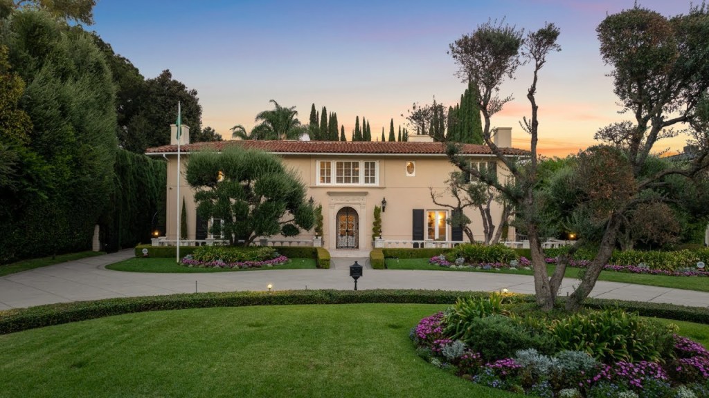 Mediterranean Revival Estate: A Timeless Masterpiece on 842 Oxford&nbsp;Road